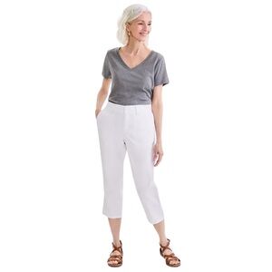 Style & Co White Pocketed Comfort Capri Pants NWT Size 6